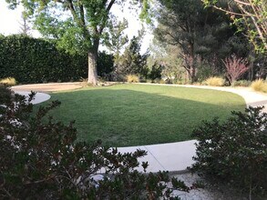 7150 Scarborough Peak Dr in Los Angeles, CA - Building Photo - Building Photo