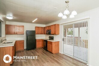 318 Quince Flower in San Antonio, TX - Building Photo - Building Photo