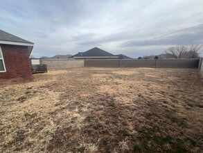 2207 Boxwood Cir in Portales, NM - Building Photo - Building Photo