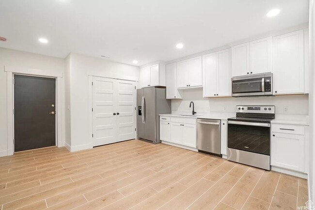 property at 1707 Packsaddle Cir