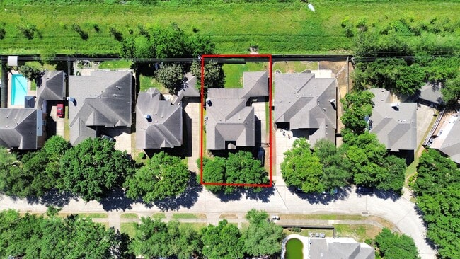 3210 Shadowwalk Dr