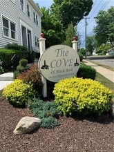 65 Ellsworth St, Unit 65 Ellsworth Street unit in Bridgeport, CT - Building Photo - Building Photo