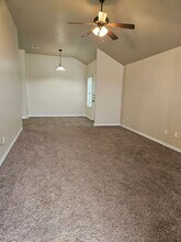 607 Sladecek Dr in Killeen, TX - Building Photo - Building Photo