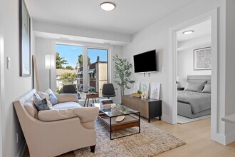 2405-2409 Carlsen Av in Ottawa, ON - Building Photo - Building Photo