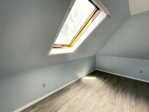 221 Calef Rd in Manchester, NH - Building Photo - Building Photo