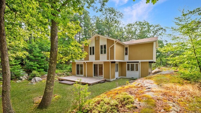 2 Moses Hill Rd in Manchester by the Sea, MA - Building Photo - Building Photo