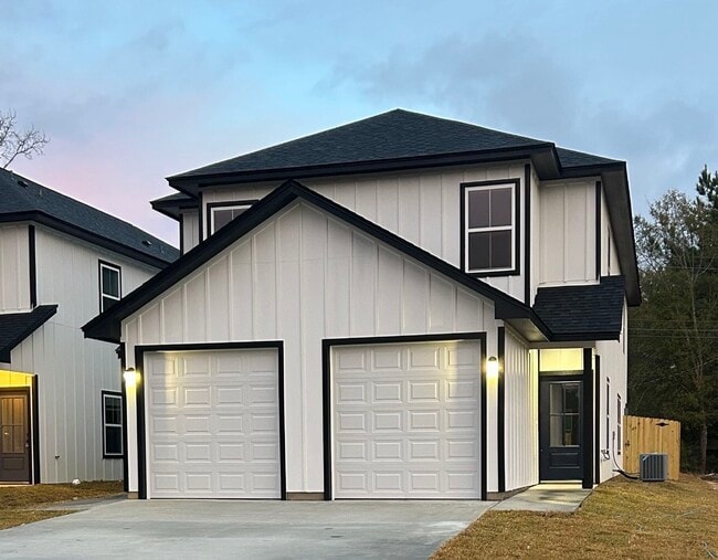 8437 Harvard Dr, Unit 8437 Harvard