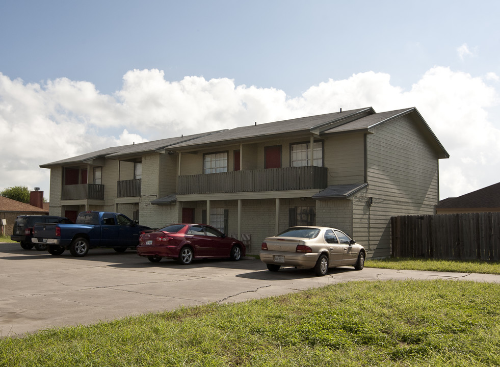 7214 Owen Ct in Corpus Christi, TX - Building Photo