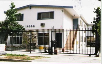 14148 Calvert St in Van Nuys, CA - Building Photo - Other