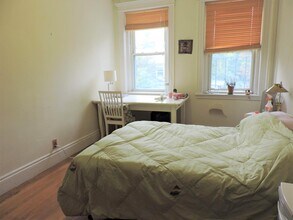 78 Kirkland St, Unit 22 in Cambridge, MA - Foto de edificio - Building Photo