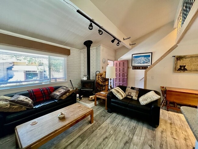 property at 165 Old Mammoth Rd