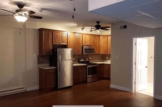 18154 Martin Ave in Homewood, IL - Building Photo - Building Photo