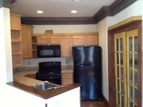 906 S 5th St in Milwaukee, WI - Building Photo - Building Photo