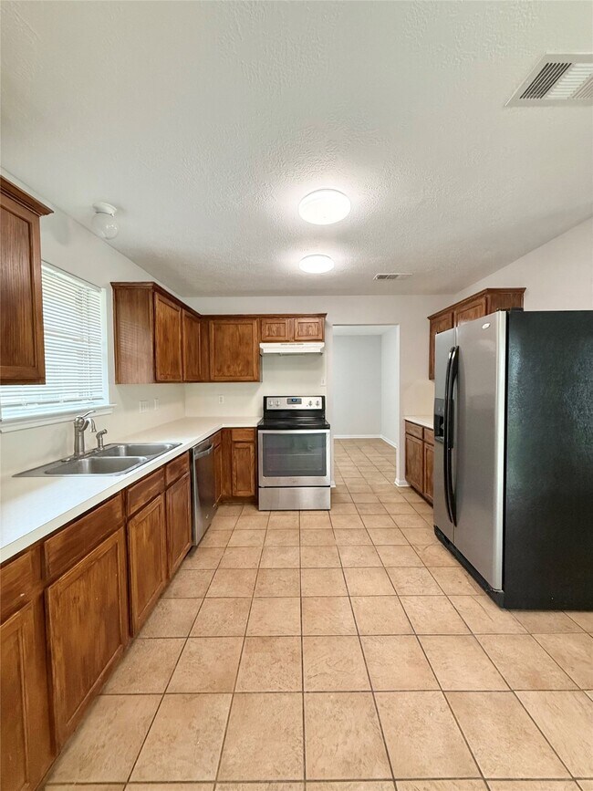 1405 Manor Dr in Rosenberg, TX - Building Photo - Building Photo