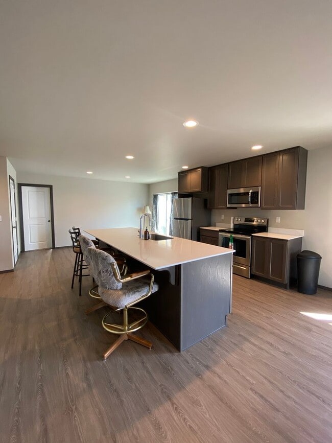 2339 SE Sage Brk Rd in East Wenatchee, WA - Building Photo - Building Photo