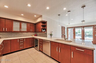 8328 N Vía Rico in Scottsdale, AZ - Building Photo - Building Photo