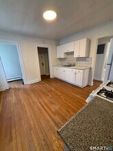 2395 Main St in Bridgeport, CT - Building Photo - Building Photo