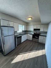 1232 E Guinevere St in Springfield, MO - Building Photo - Building Photo