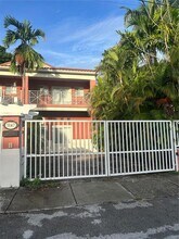 3147 New York St in Miami, FL - Building Photo - Building Photo