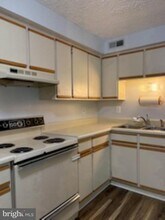 3502 Lochearn Ct in Pasadena, MD - Building Photo - Building Photo