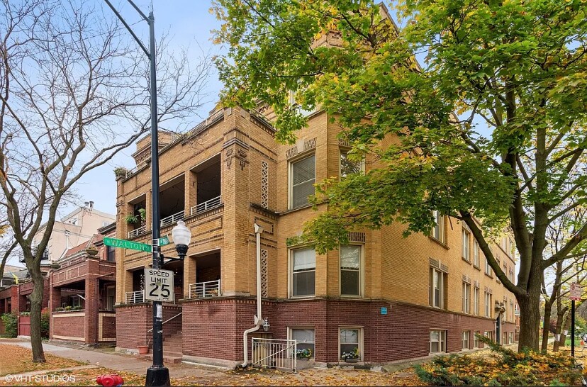 922 N Oakley Blvd, Unit 3S in Chicago, IL - Building Photo