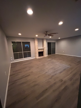 9450 Bowen Dr in San Antonio, TX - Building Photo - Building Photo