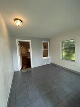 710 NE 16th St, Unit A in Fort Lauderdale, FL - Foto de edificio - Building Photo