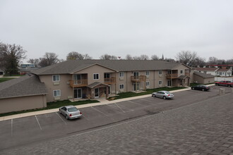 The Gardens in Farley, IA - Building Photo - Building Photo