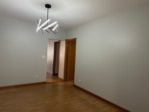 1304 S 50th Ave in Cicero, IL - Foto de edificio - Building Photo