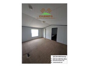 1042 Aldus Johnson Dr in Breaux Bridge, LA - Building Photo - Building Photo