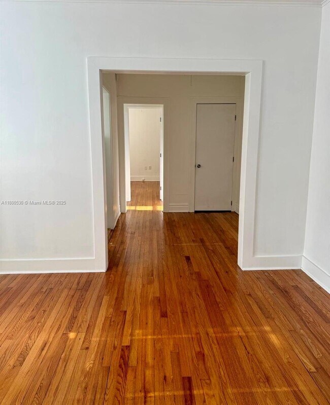 114 Antilla Ave in Coral Gables, FL - Building Photo - Building Photo