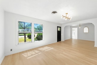 1302 S 2nd St in Killeen, TX - Building Photo - Building Photo