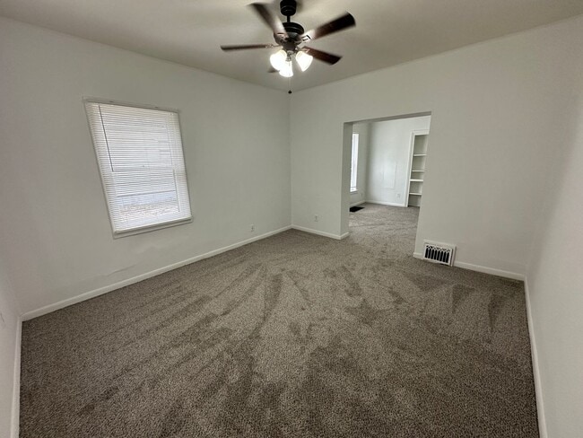 961-963 Eastern Ave SE in Grand Rapids, MI - Building Photo - Building Photo