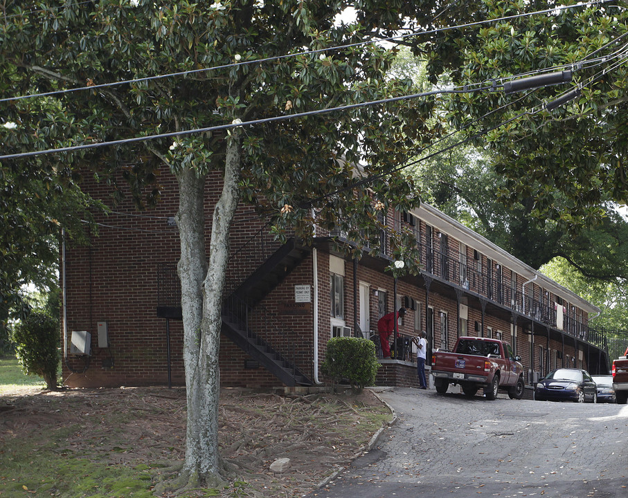 850 SW West End Ave in Atlanta, GA - Foto de edificio