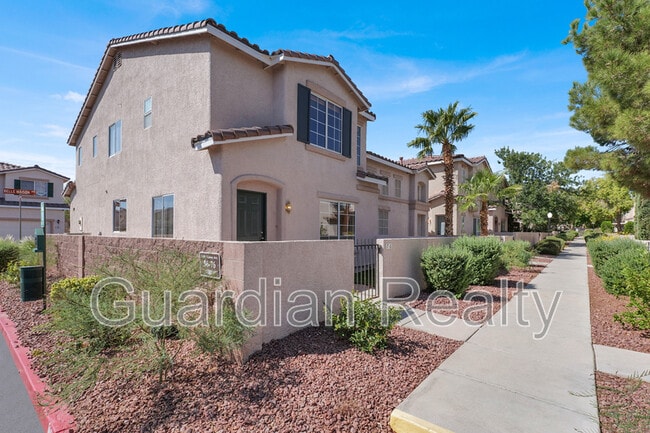 76 Belle Maison Ave in Las Vegas, NV - Building Photo - Building Photo