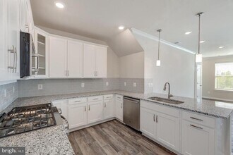 43357 Radford Divide Ter in Ashburn, VA - Building Photo - Building Photo