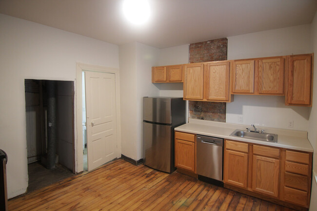 208 Green St, Unit 1 in Pittsburgh, PA - Building Photo - Building Photo