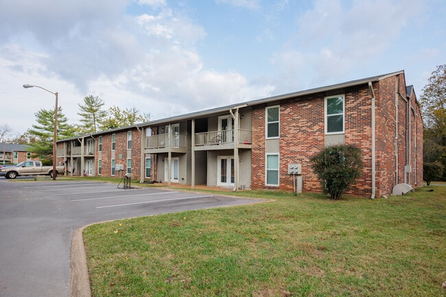 Kingwood in Murfreesboro, TN - Building Photo - Building Photo