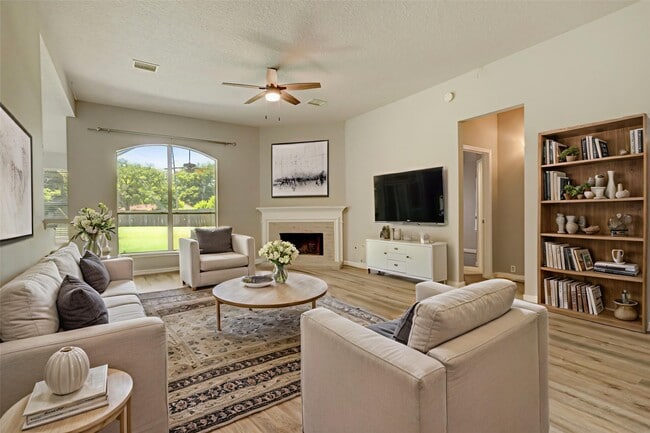5802 Prade Ranch Ln in Richmond, TX - Building Photo - Building Photo