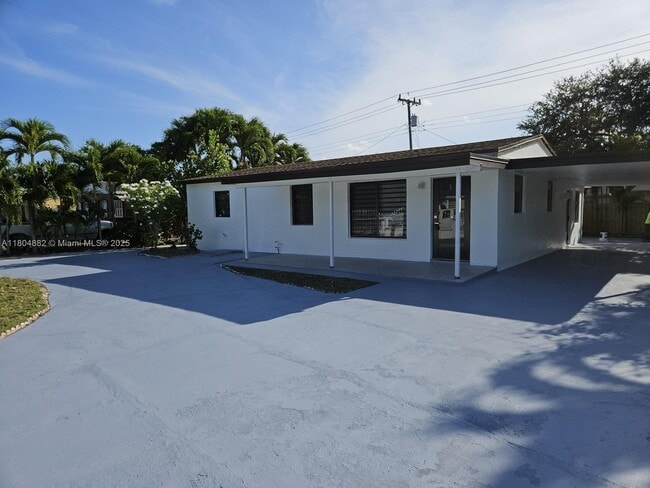 1440 N 71st Ave in Hollywood, FL - Building Photo - Building Photo