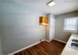 657 Dawson St in Waterloo, IA - Building Photo - Building Photo