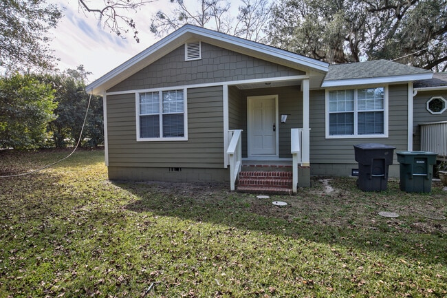 property at 2002 Florida Ave