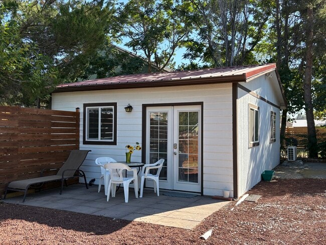 property at 23 Dogwood St S