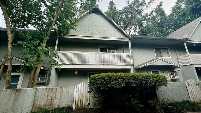 property at 4411 SW 34th St