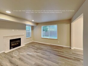 5017 106th St NE in Marysville, WA - Foto de edificio - Building Photo