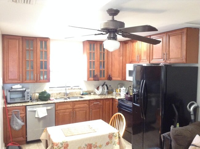property at 2877 Seminole Rd