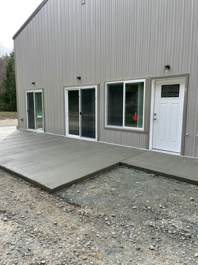 18429 Crestwood Way, Unit Apt in Mount Vernon, WA - Foto de edificio - Building Photo