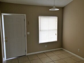 2536 Woodgate Blvd in Orlando, FL - Building Photo - Building Photo