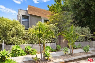 710 Milwood Ave in Los Angeles, CA - Building Photo - Building Photo