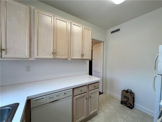 5404 St Charles Ave in New Orleans, LA - Building Photo - Building Photo